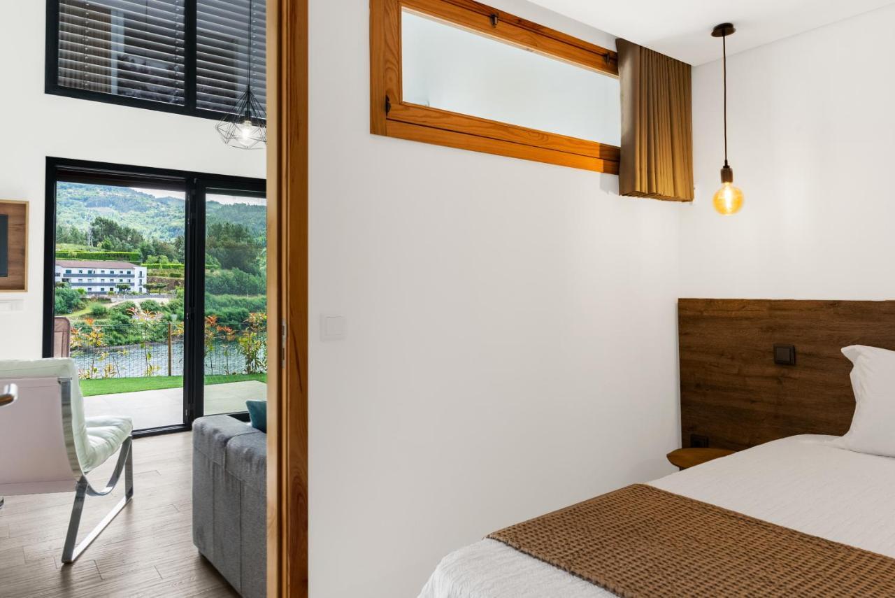 Geres Villas Exterior photo