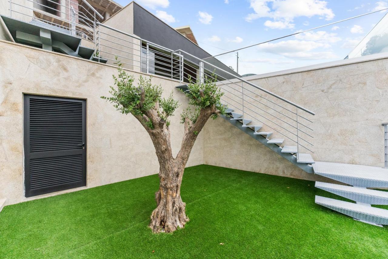 Geres Villas Exterior photo