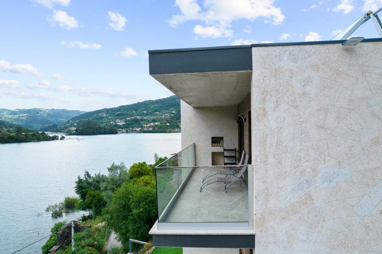 Geres Villas Exterior photo